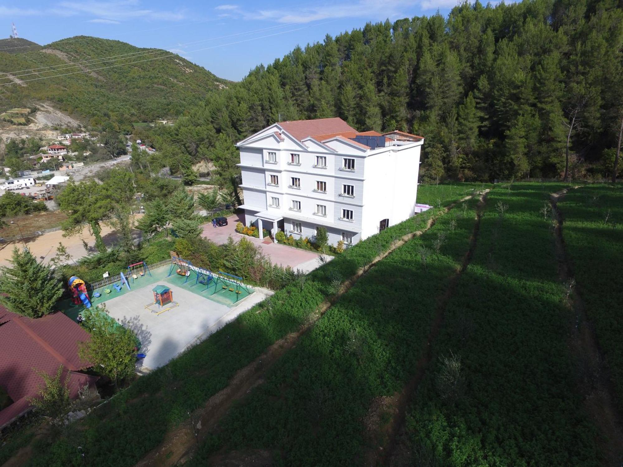 Hotel Elvis Mjull-Bathore ภายนอก รูปภาพ